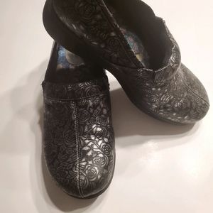 Grey's Anatomy Softwalk style Meredith size 12w